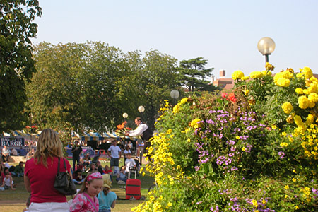 Entertainment in the Bancroft Gardens - Stratford